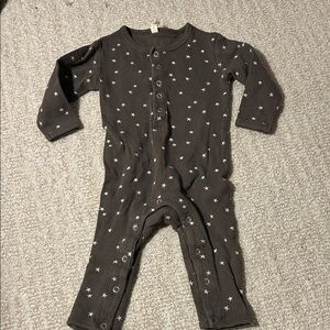 Quincy Mae ribbed onesie